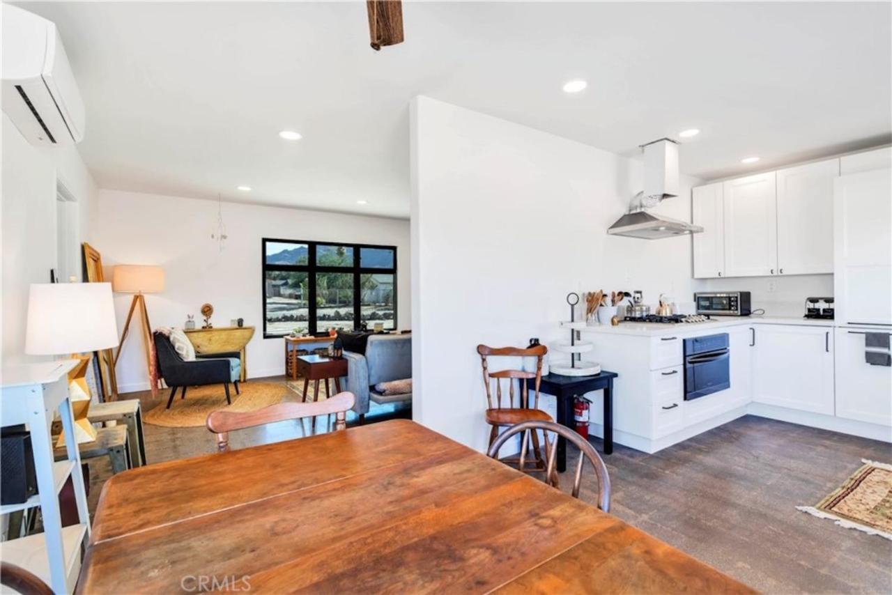Cozy Fresh Desert Hideaway, 5 Mins To Joshua Tree Twentynine Palms Bagian luar foto