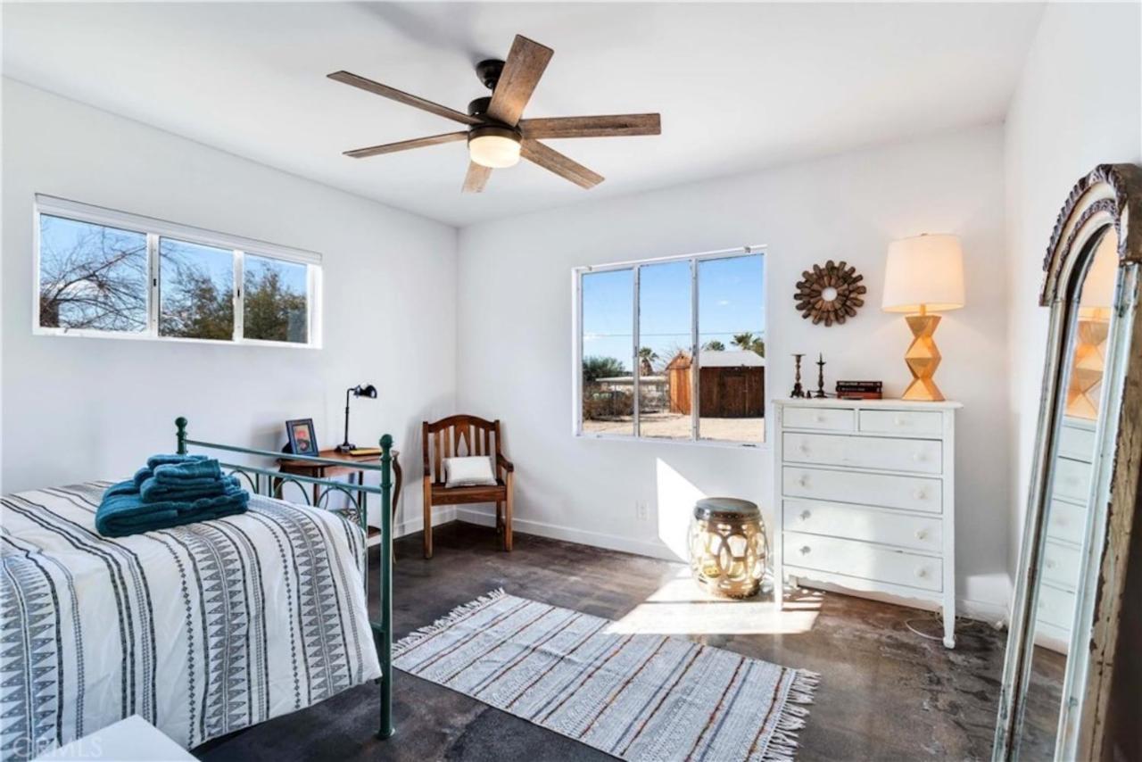 Cozy Fresh Desert Hideaway, 5 Mins To Joshua Tree Twentynine Palms Bagian luar foto