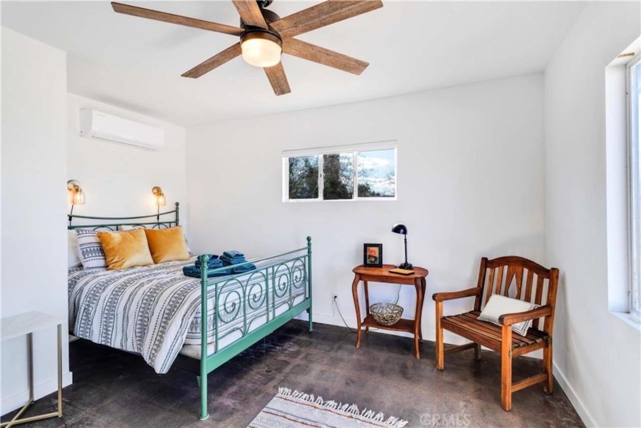 Cozy Fresh Desert Hideaway, 5 Mins To Joshua Tree Twentynine Palms Bagian luar foto