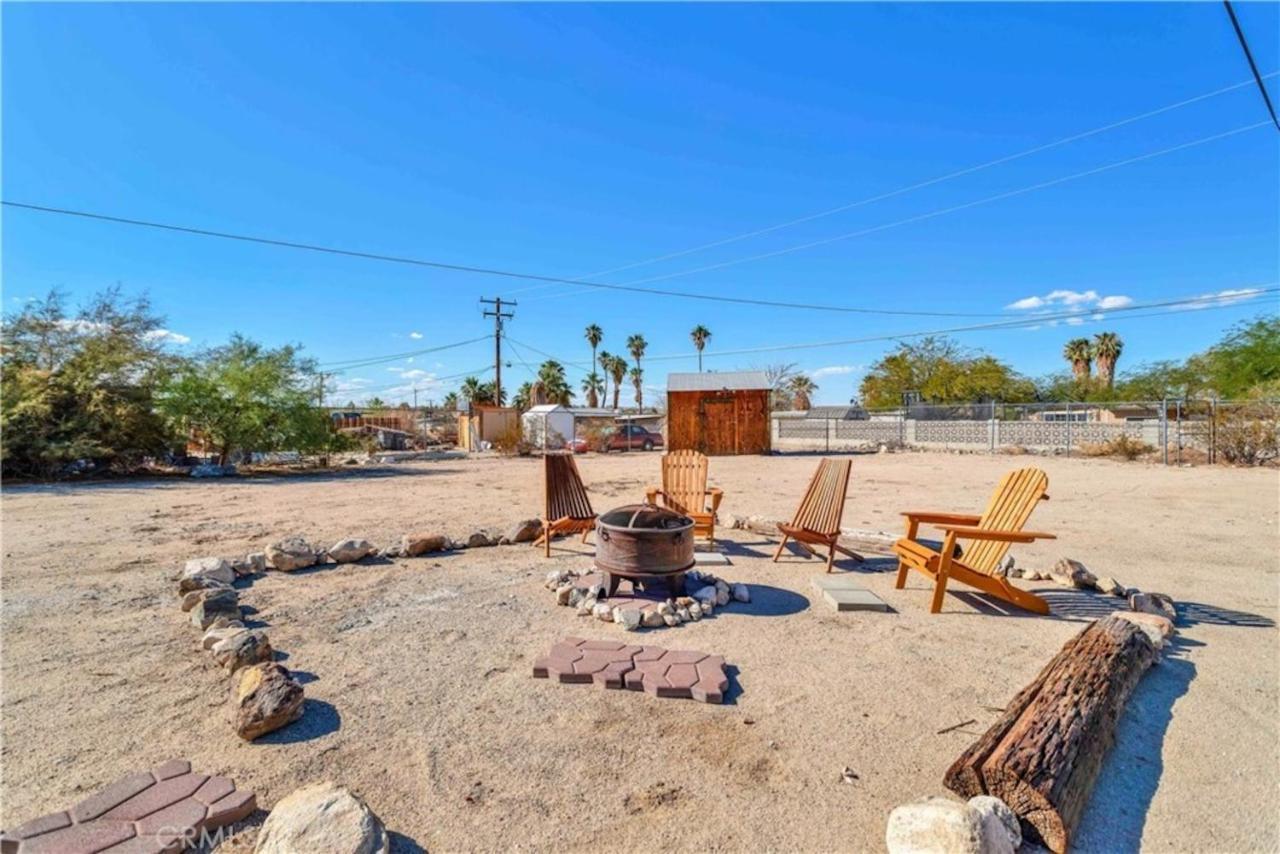Cozy Fresh Desert Hideaway, 5 Mins To Joshua Tree Twentynine Palms Bagian luar foto
